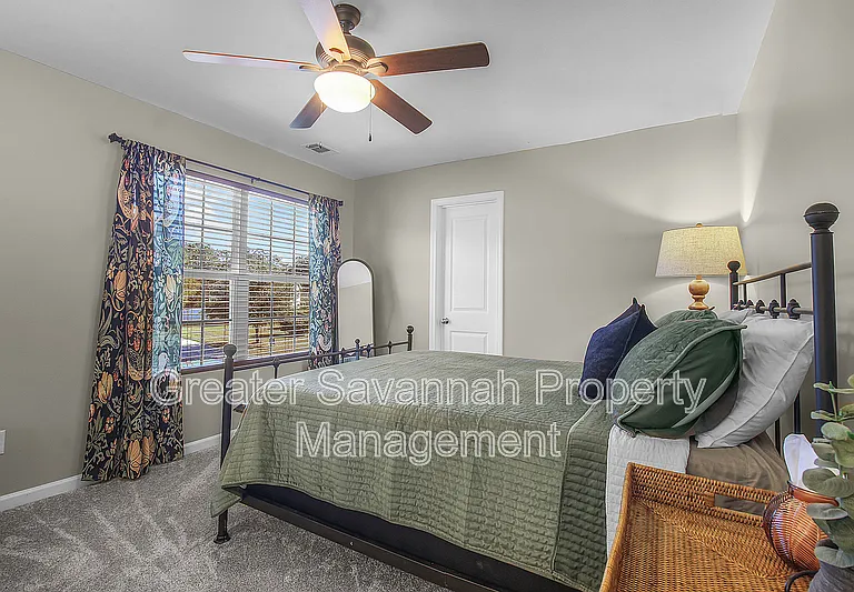 153 Hamilton Grove Dr — Photo 36