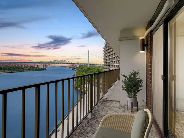2540 Shore Blvd APT 10K, Astoria, NY 11102