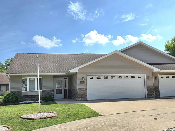 1681 9th St SW, Mason City, IA 50401