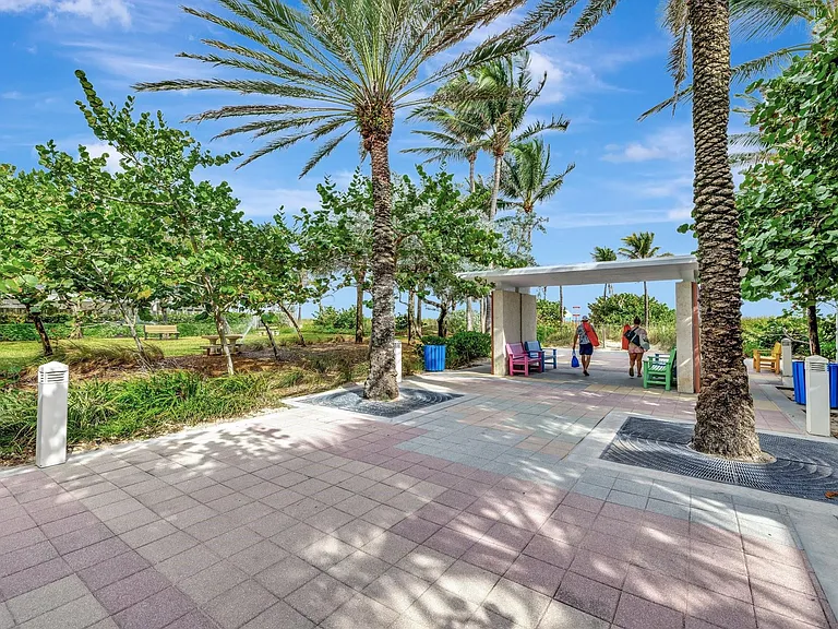 4548 N Ocean Dr #3 — Photo 38