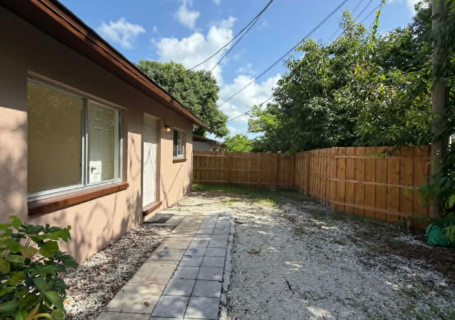 3713 Washington Ave — Photo 1