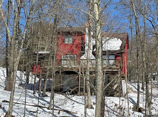 5154 Woodbridge Dr E, Bushkill, PA