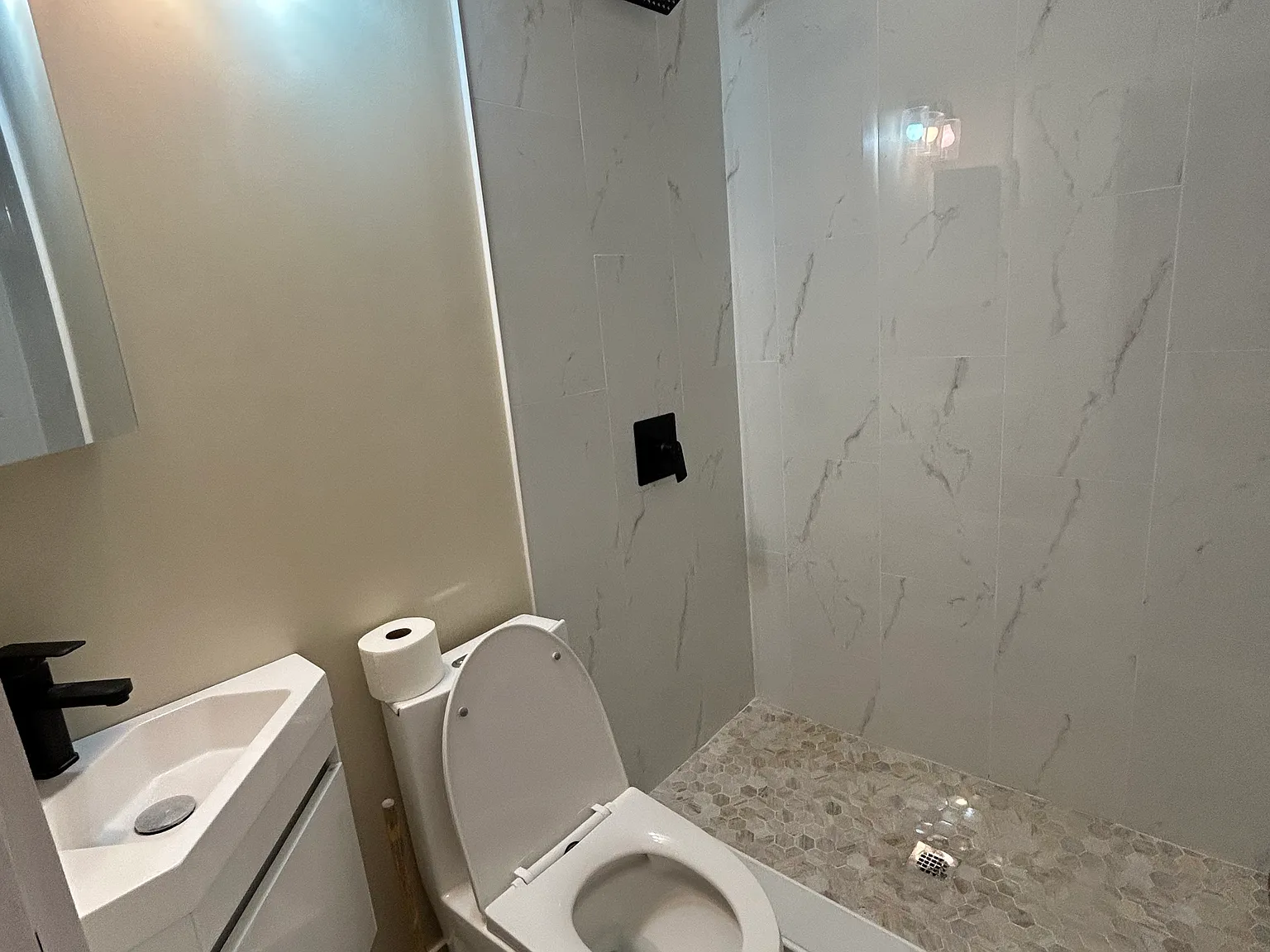5703 Whittier Ave — Photo 2