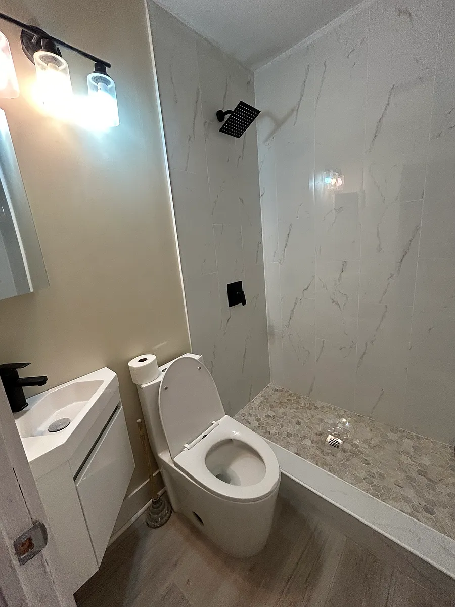 Building Photo - 5703 Whittier Ave #2