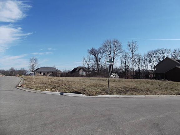 2nd image of 3910 Thinnes Ct