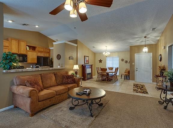 3rd image of 7521 Los Padres Trl