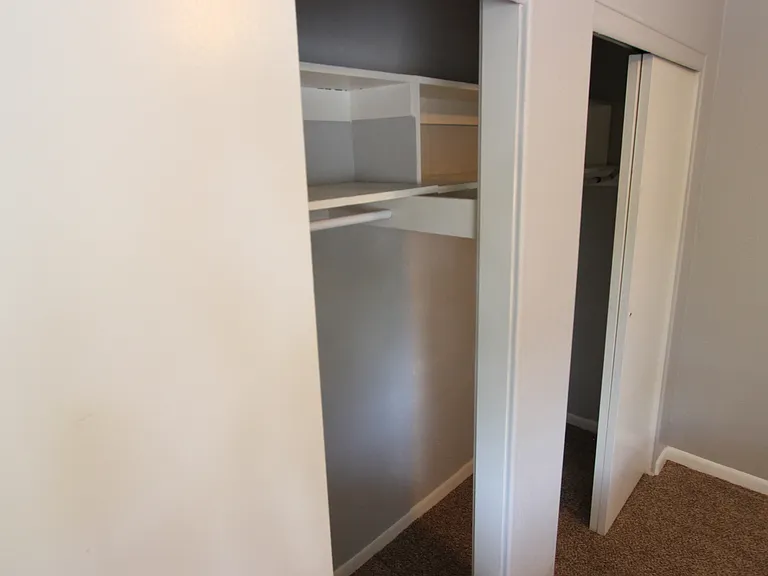 1425 Bunting Ave — Photo 23
