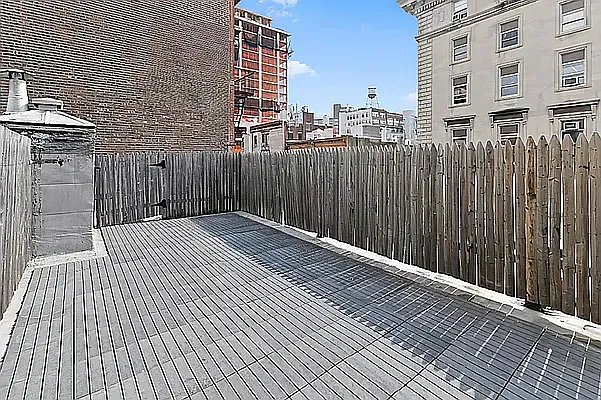 Rented by The Agency | media 6