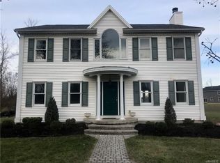 1329 Whitehaven Rd, Grand Island, NY 14072