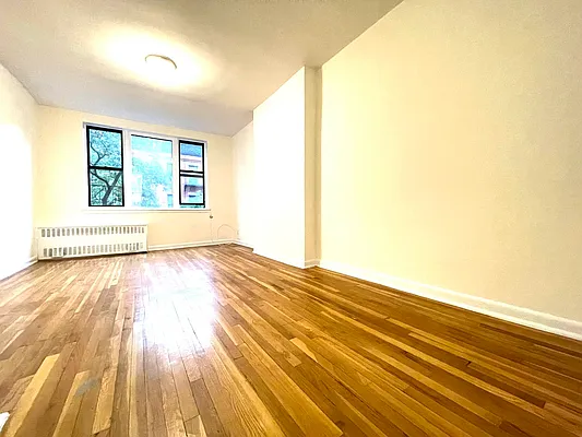 Rented by Bond New York | media 1