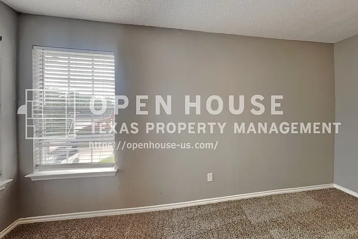 10016 Concord Dr — Photo 13