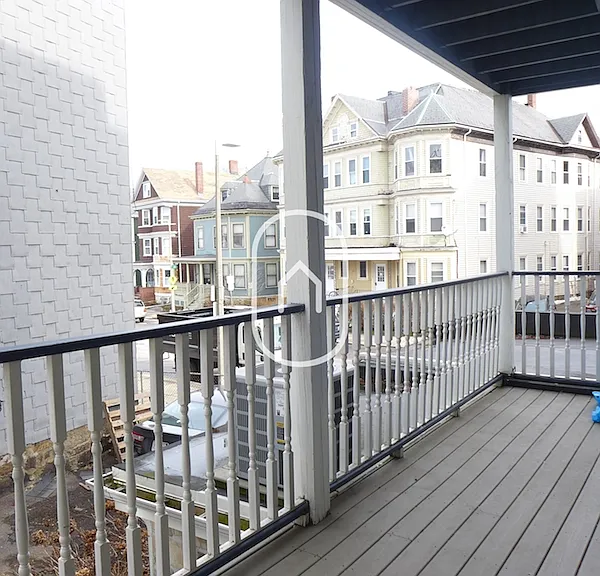 93 Hillside St #4 — Photo 17