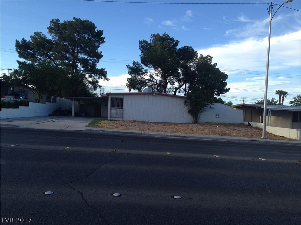 2nd image of 1924 E Vegas Valley Dr
