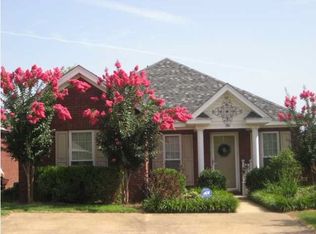 157 Ridgeview Dr, Millbrook, AL 36054