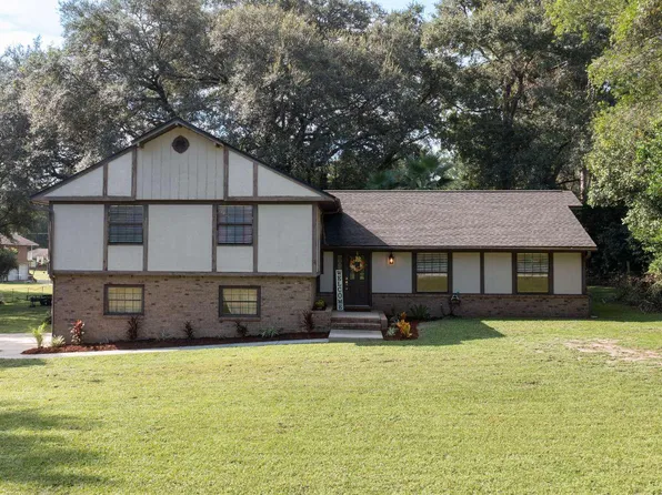 814 SW County Road 242, Lake City, FL 32024