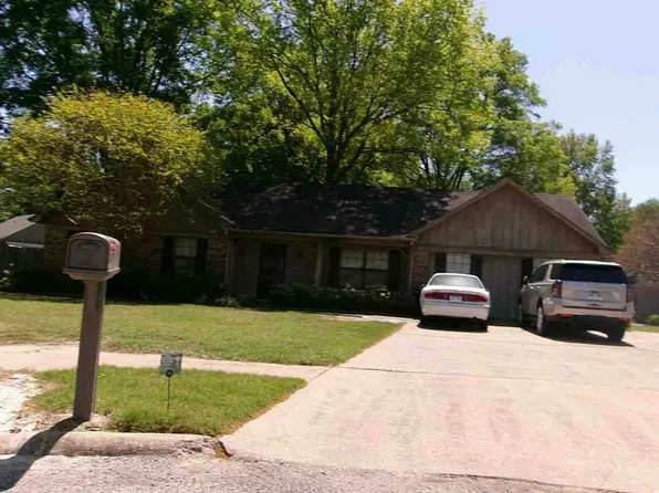1012 Camelot Cv, West Memphis, AR 72301