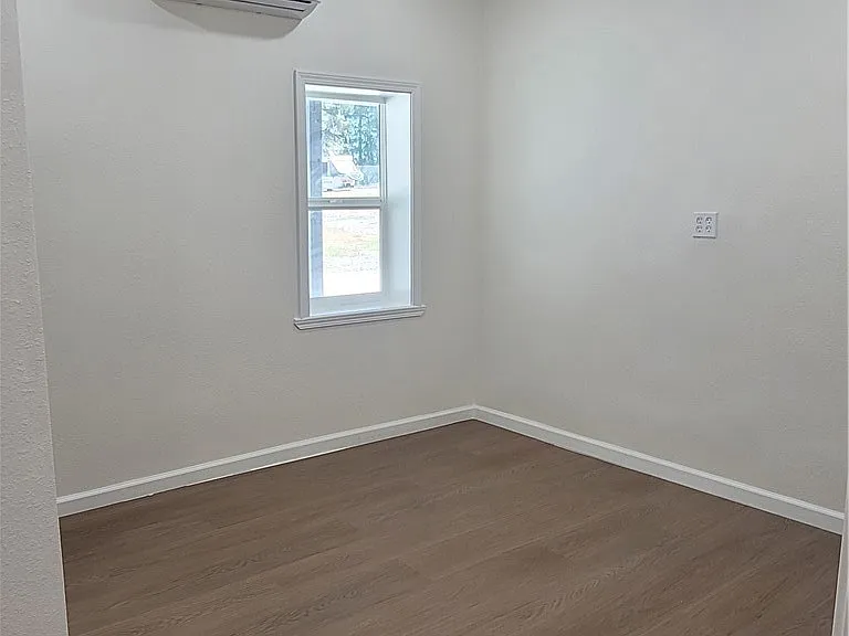 22480 Grand Ave #C — Photo 18