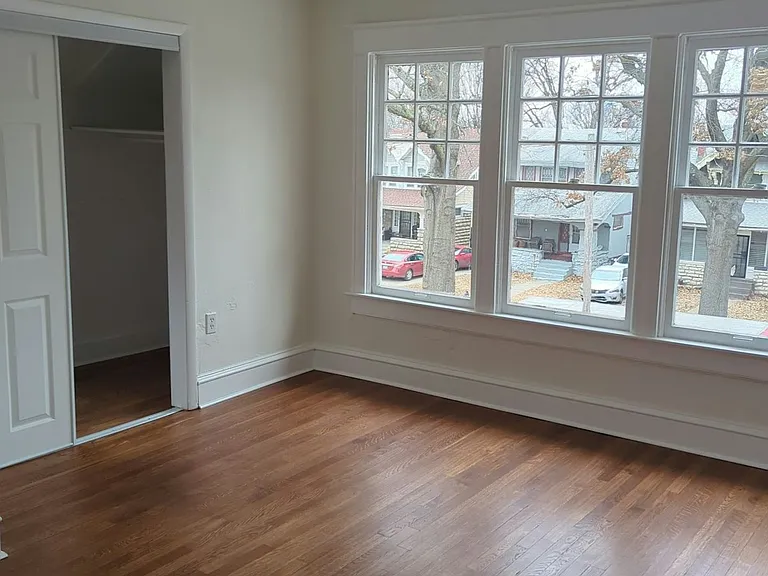 4119 S Benton Ave — Photo 63