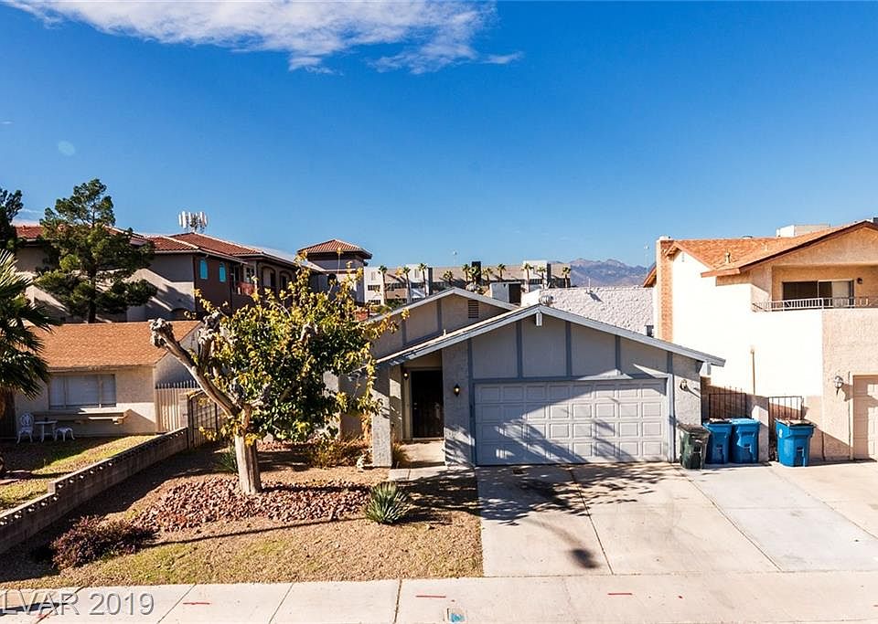 1st image of 800 Dolores Dr