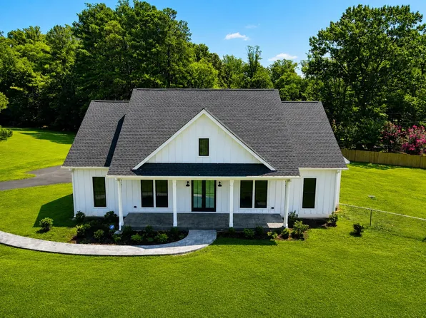 3447 Pritchett Ln, Charlottesville, VA 22911