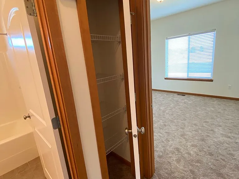 3511 Hovley Ln — Photo 31