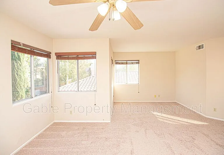25804 Dickens Ct — Photo 23