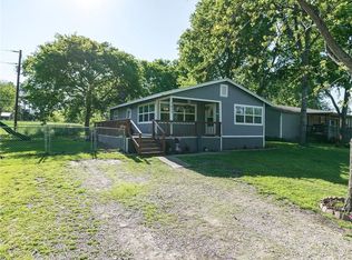 7435 Scenic Dr, Lone Oak, TX 75453