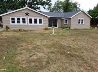 5270 Riverview Cir, Thomson, IL 61285