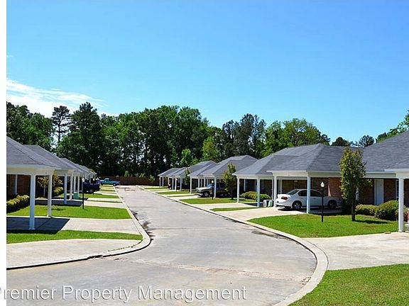 2nd image of 155 Paula Dr #1