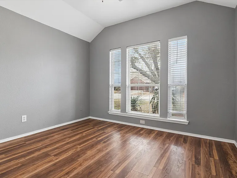 2657 Red Spruce Dr — Photo 23