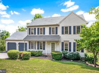 510 El Dorado Dr, Red Lion, PA 17356