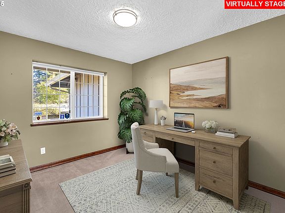 5th image of 2114 NE Village Green Dr