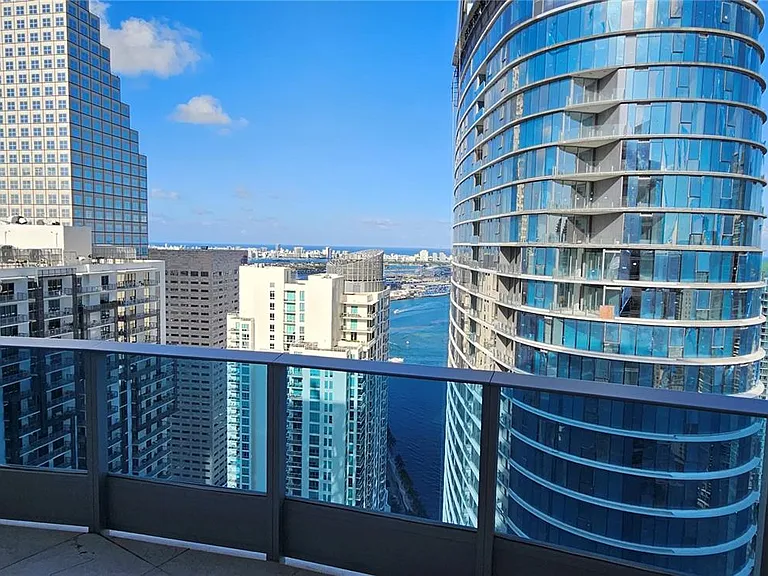 200 Biscayne Boulevard Way #5001 — Photo 47