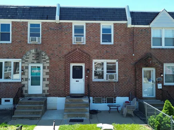 6309 Gillespie St, Philadelphia, PA 19135