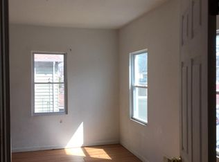 912 W 3rd St FLOOR 2, Plainfield, NJ 07063