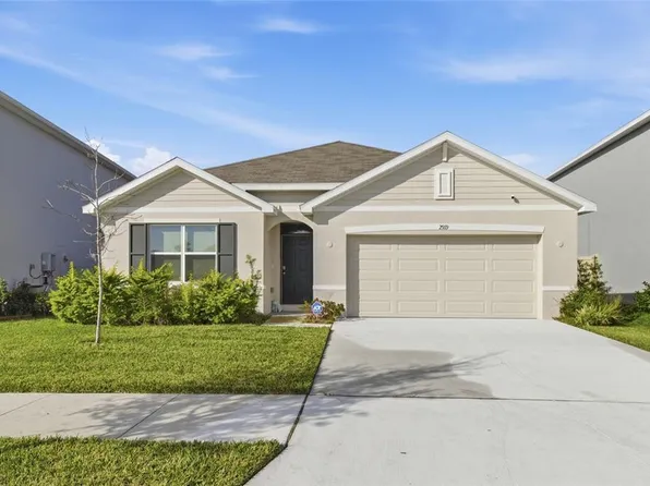 2919 Gardiner Ln, Zephyrhills, FL 33541