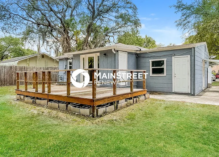 1414 Turner St — Photo 13