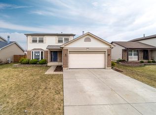 1243 Diane Ln, Elk Grove Village, IL 60007