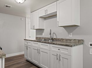 Mariposa Flats, Phoenix, AZ 85017