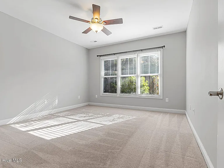 7 Elk Ridge Ln — Photo 15