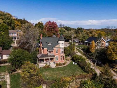 318 Hill St, Galena, IL, 61036