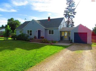 88 Stagecoach Rd, Naples, ID 83847