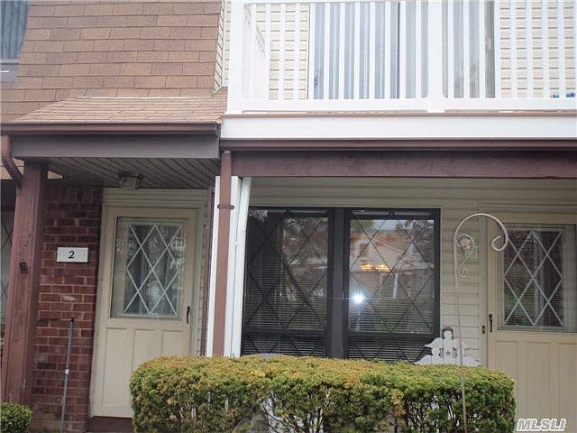 1st image of 2 Cambridge Dr W #2