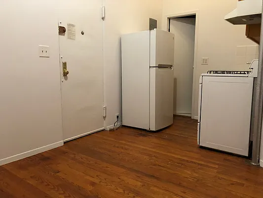 Rented by Michael Palmieri, LREB | media 19