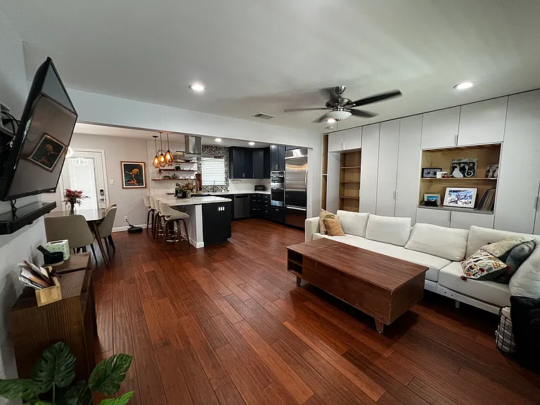 5305 Cloverdale Ln — Photo 18