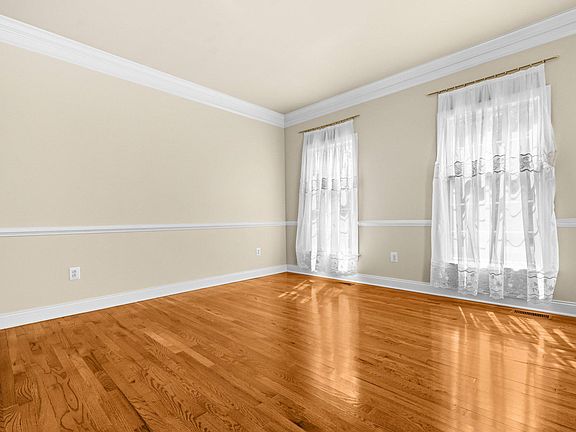 3rd image of 22208 Fair Garden Ln