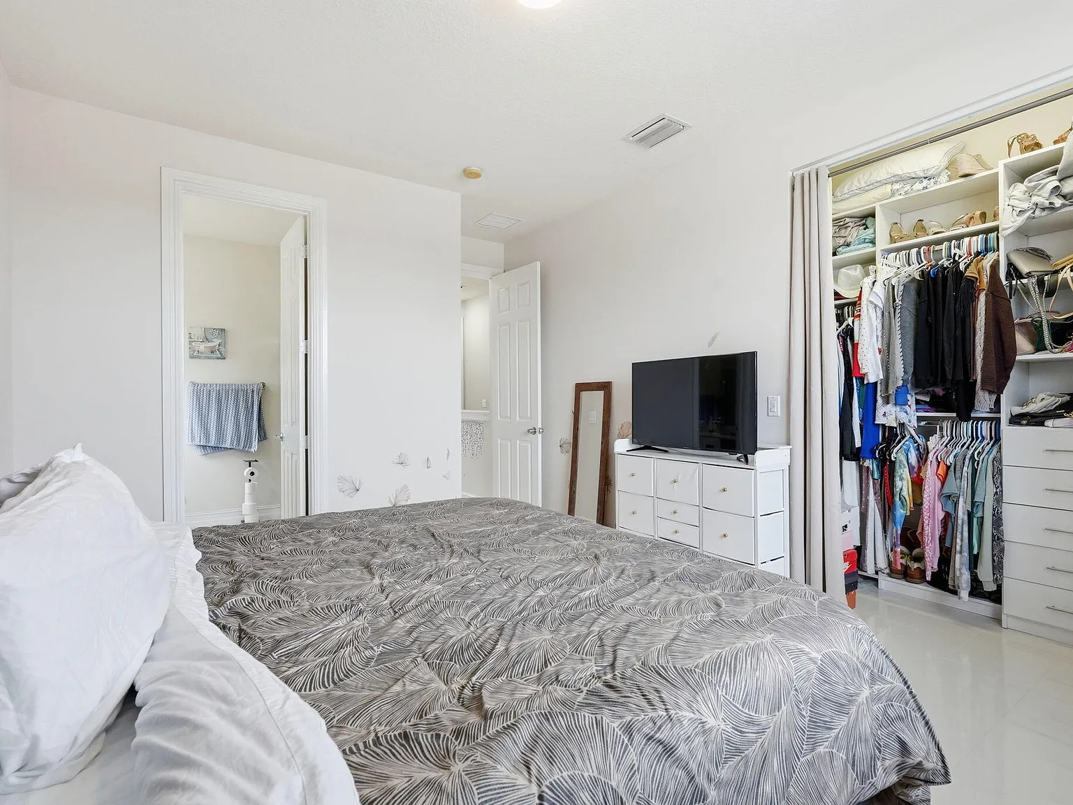 2 bed, 2.5 bath, 1440 sqft, $2,950 — Photo 4
