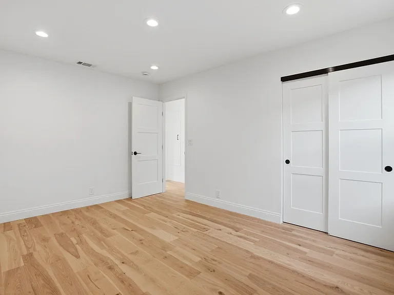 Bedroom-2