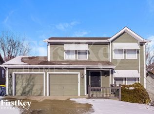 3308 NW 85th St, Kansas City, MO 64154