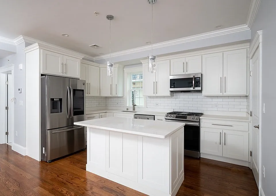102 Neponset Ave #5